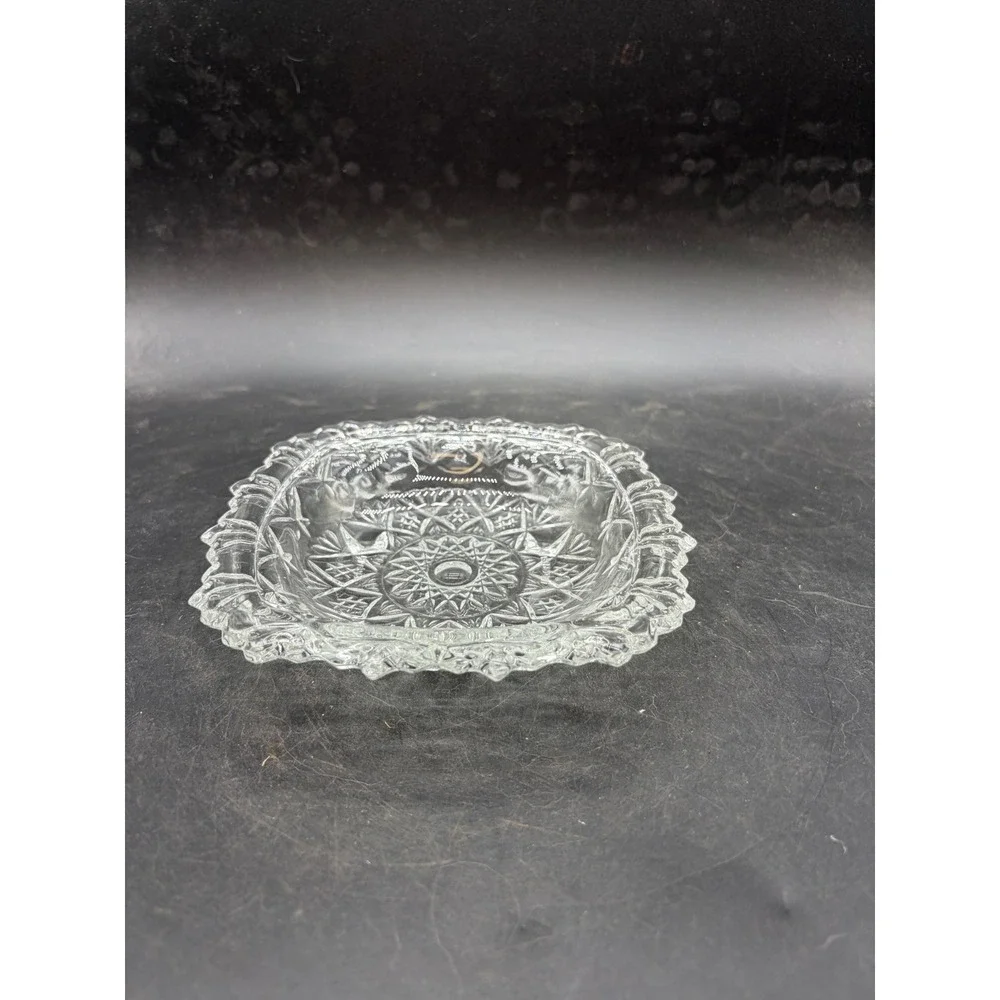 Vintage Clear Pressed Glass Starburst Scalloped Edge Trinket Dish 5.5 Inch
